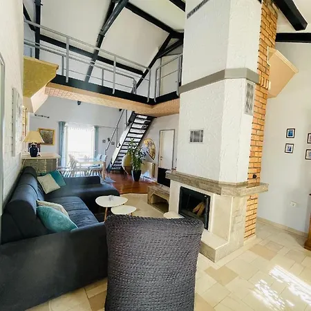 Gosselin Korculanin * Poljica (Trogir)