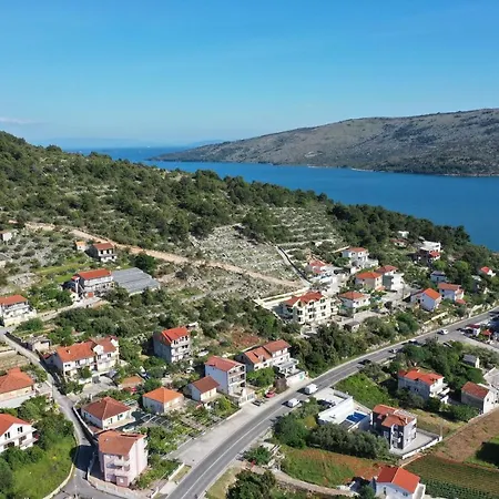 Gosselin Korculanin Poljica (Trogir)