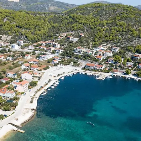Gosselin Korculanin * Poljica (Trogir)