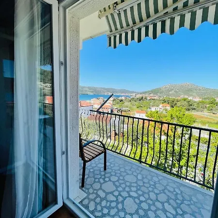 Gosselin Korculanin Apartment Poljica (Trogir)